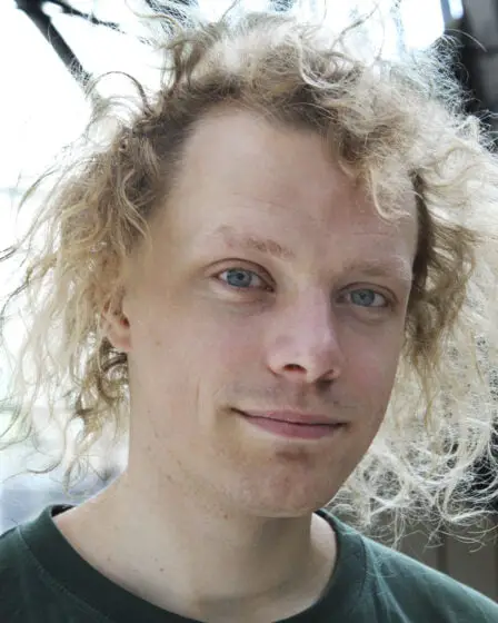 Moddi et l'orchestre russe abandonnent la chanson Pussy Riot 13 Moddi et l'orchestre russe abandonnent la chanson Pussy Riot - 12