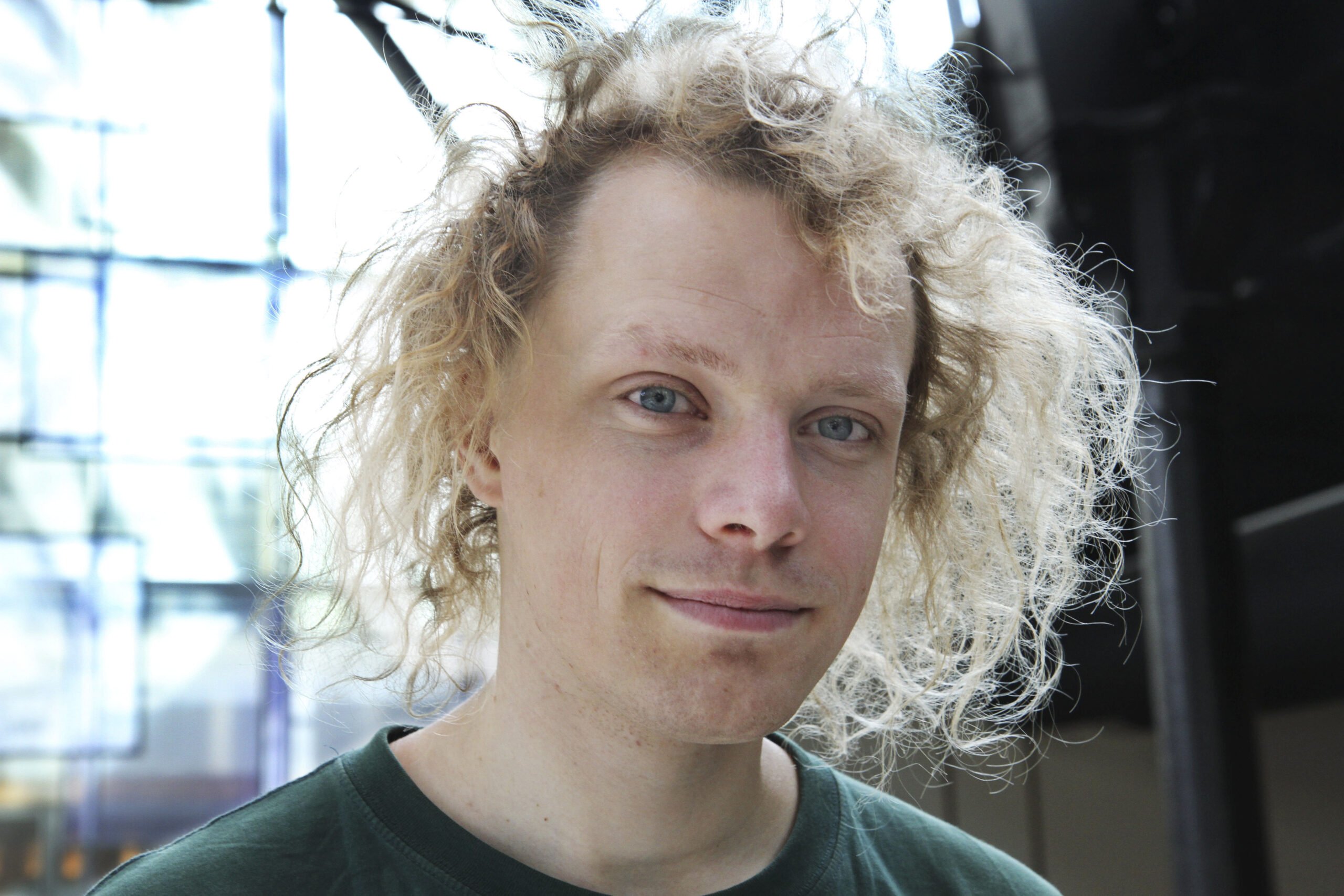 Moddi et l'orchestre russe abandonnent la chanson Pussy Riot 4 Moddi et l'orchestre russe abandonnent la chanson Pussy Riot - 3