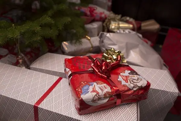 Le Conseil des consommateurs demande aux gens de se souvenir du reçu cadeau dans la boutique de Noël 4 Le Conseil des consommateurs demande aux gens de se souvenir du reçu cadeau dans la boutique de Noël - 3