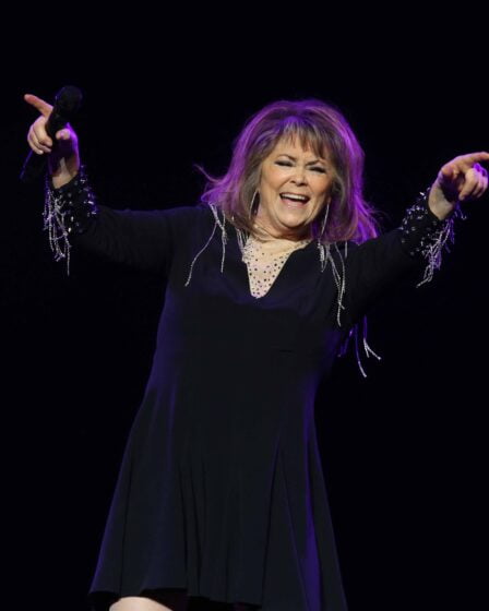 Wenche Myhre a eu 70 ans - et a rempli le Spektrum d'Oslo 6 Wenche Myhre a eu 70 ans - et a rempli le Spektrum d'Oslo - 5