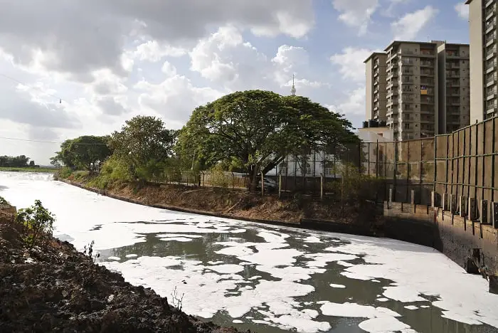 Neuf millions de personnes sont mortes des suites de la pollution en 2015 4 Neuf millions de personnes sont mortes des suites de la pollution en 2015 - 3