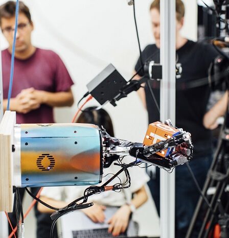 Beaucoup de gens craignent que les robots ne prennent leur travail 5 Beaucoup de gens craignent que les robots ne prennent leur travail - 4