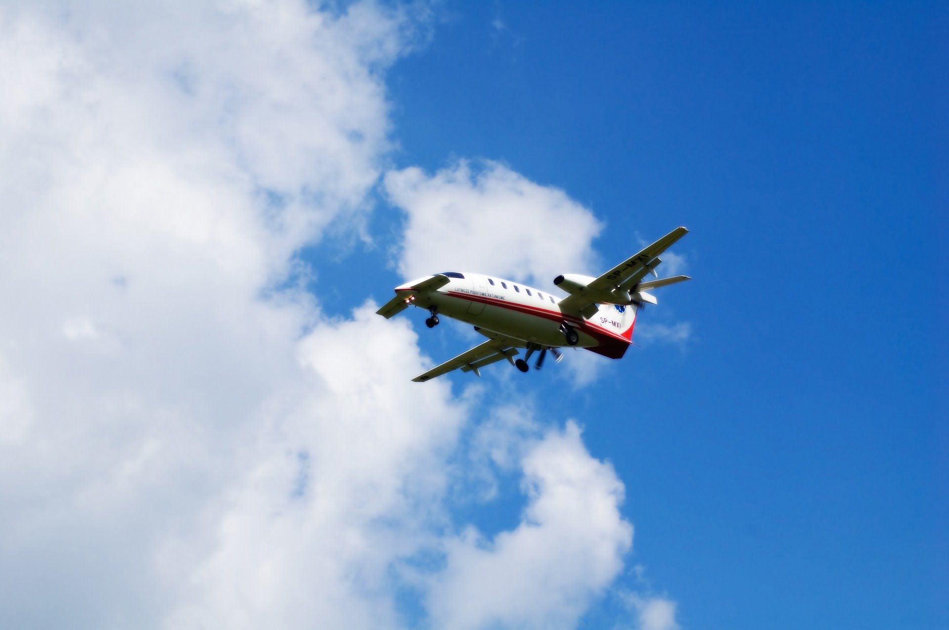 Les avions ambulanciers sont revenus à la normale 4 Les avions ambulanciers sont revenus à la normale - 3