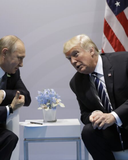 Rencontre entre Trump et Poutine plus longue que prévu 2 Rencontre entre Trump et Poutine plus longue que prévu - 1