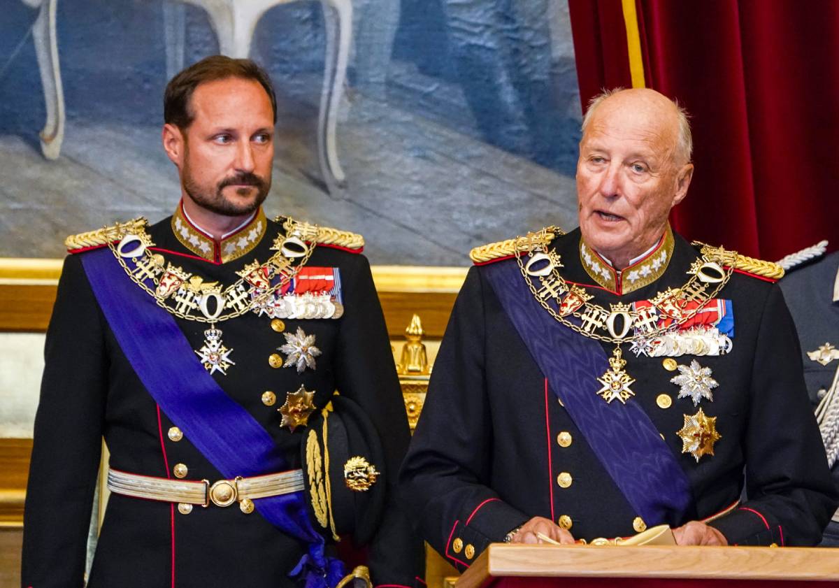 Le roi Harald a participé à un tiers des ouvertures parlementaires. Maintenant, il passe le devoir à son fils 4 Le roi Harald a participé à un tiers des ouvertures parlementaires. Maintenant, il passe le devoir à son fils - 3
