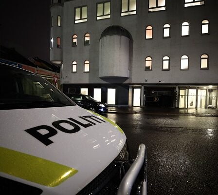 Doigt mordu dans une mosquée, une femme sera inculpée mardi 14 Doigt mordu dans une mosquée, une femme sera inculpée mardi - 13
