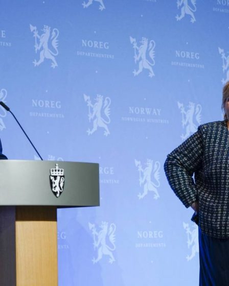Solberg félicite le ministre de la Santé à l'occasion de son 50e anniversaire : "Merci d'avoir été solide comme un roc pendant la crise" - 22