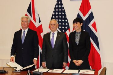 États-Unis, Royaume-Uni et Norvège : coopération trilatérale en matière de sécurité maritime - 23