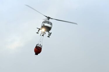 L'incendie de Sotra s'est à nouveau embrasé - la police évacue les habitants - 16