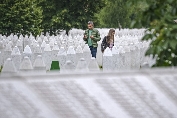 Il est important d'apprendre de la tragédie de Srebrenica 4 Il est important d'apprendre de la tragédie de Srebrenica - 3