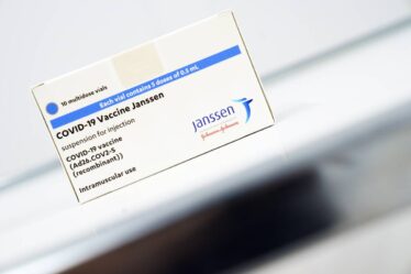 Les Norvégiens peuvent désormais prendre rendez-vous chez le médecin pour voir s'ils peuvent recevoir le vaccin Janssen - 18