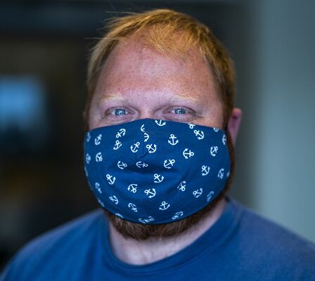 Les agents de santé pensent que trop peu portent des masques faciaux 2 Les agents de santé pensent que trop peu portent des masques faciaux - 1