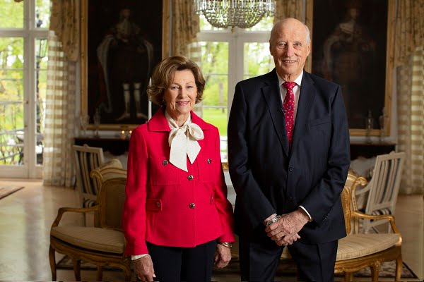 La famille royale ajoute le déjeuner du 17 mai de cette année à Bygdøy Kongsgård 22 La famille royale ajoute le déjeuner du 17 mai de cette année à Bygdøy Kongsgård - 21