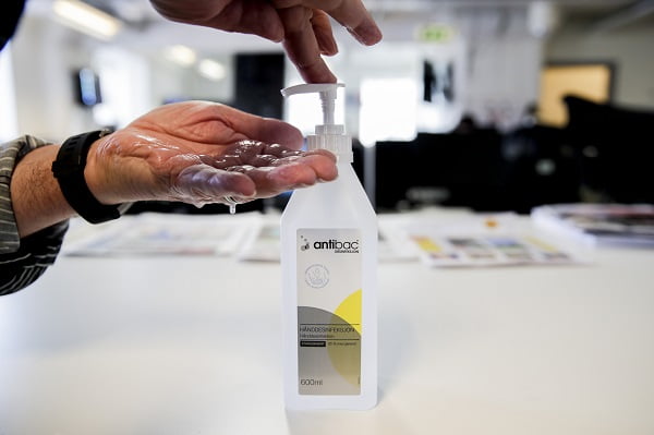 La plupart des Norvégiens continueront d'utiliser un gel antibactérien après la fin de la couronne 4 La plupart des Norvégiens continueront d'utiliser un gel antibactérien après la fin de la couronne - 3