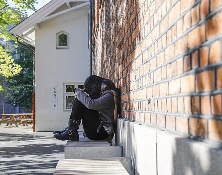 Les jeunes se sentent plus seuls à l'ère du coronavirus 14 Les jeunes se sentent plus seuls à l'ère du coronavirus - 13