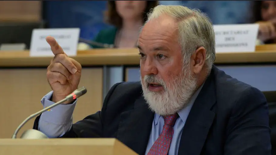 Les ministres de l'énergie de l'UE démolissent un accord sur les objectifs énergétiques 4 Les ministres de l'énergie de l'UE démolissent un accord sur les objectifs énergétiques - 3