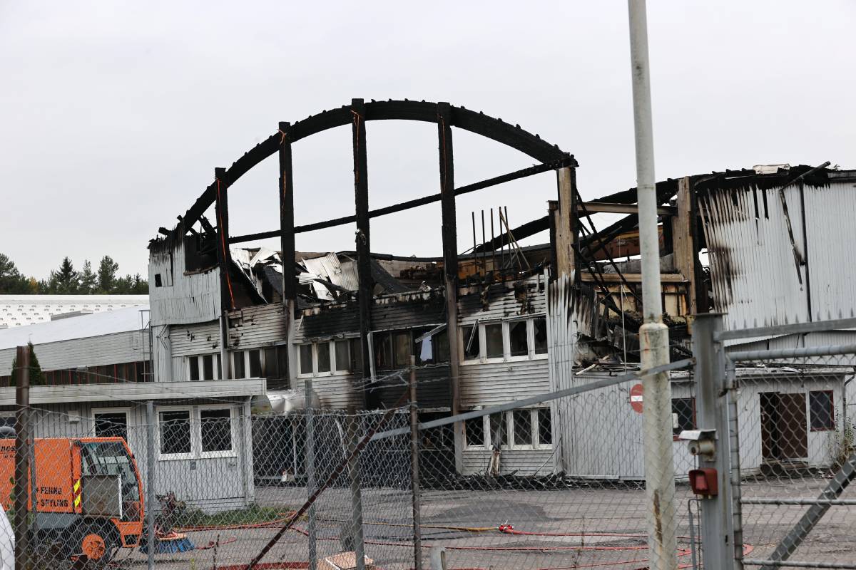 La police norvégienne reçoit près de 100 pourboires après un incendie mortel à Moelv 4 La police norvégienne reçoit près de 100 pourboires après un incendie mortel à Moelv - 3