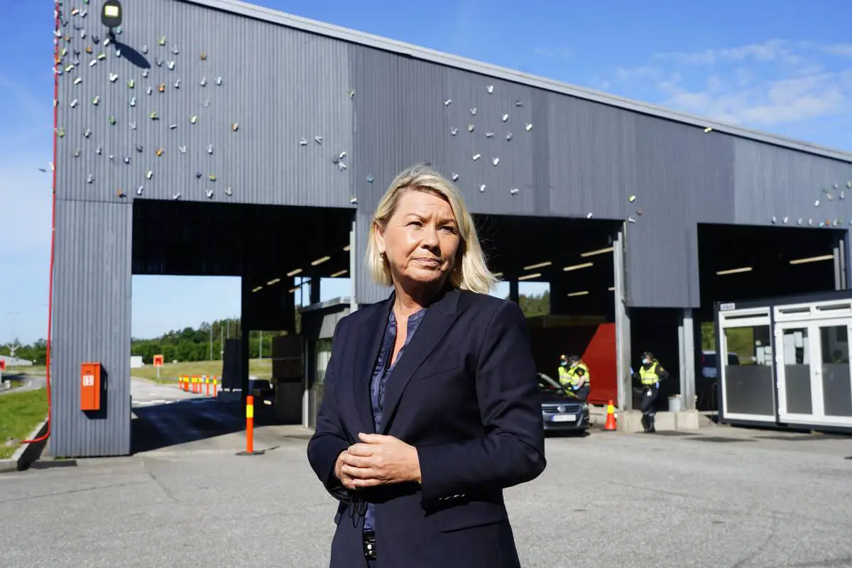 Les navetteurs quotidiens de la Suède à la Norvège peuvent désormais utiliser l'ancien pont de Svinesund pour traverser la frontière 4 Les navetteurs quotidiens de la Suède à la Norvège peuvent désormais utiliser l'ancien pont de Svinesund pour traverser la frontière - 3
