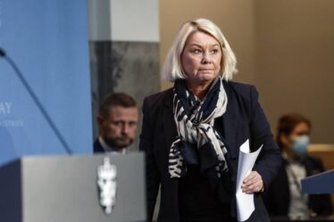 Le ministre norvégien de la Justice adresse un message clair à la police: "Appliquer les règles corona" - 23