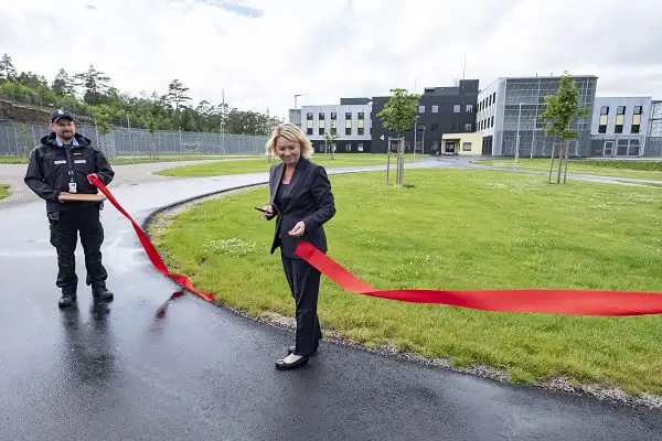 Monica Maeland ouvre la nouvelle prison d'Agder 4 Monica Maeland ouvre la nouvelle prison d'Agder - 3