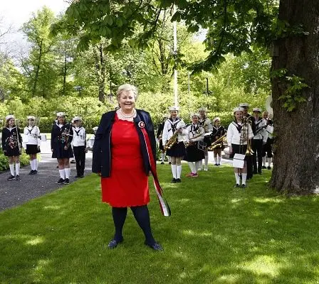 Le Premier ministre pense que nous nous souviendrons de la célébration de cette année comme d'un joyeux 17 mai 8 Le Premier ministre pense que nous nous souviendrons de la célébration de cette année comme d'un joyeux 17 mai - 7