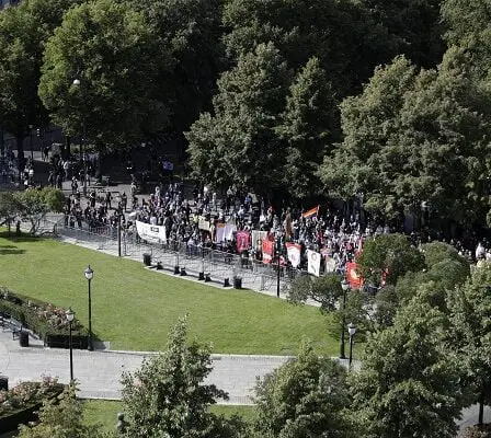Le Centre antiraciste veut la fin des manifestations violentes 14 Le Centre antiraciste veut la fin des manifestations violentes - 13