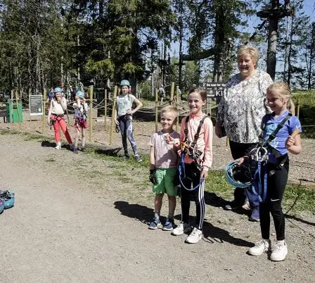 Le Premier ministre a visité le parc d'été lors de sa première journée d'ouverture 2 Le Premier ministre a visité le parc d'été lors de sa première journée d'ouverture - 1