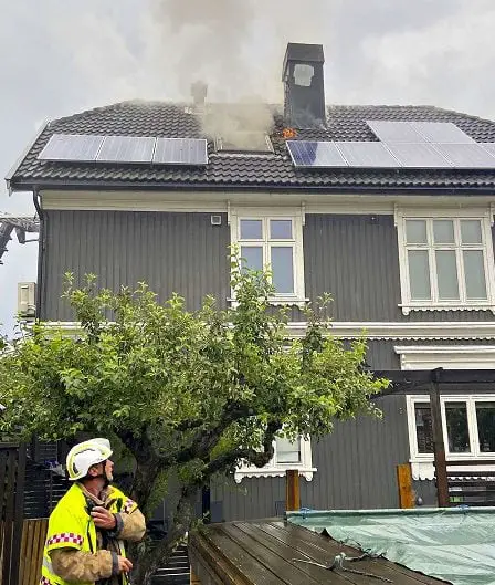 Plusieurs incendies à Vestfold après un éclair : - Il y a eu le chaos 29 Plusieurs incendies à Vestfold après un éclair : - Il y a eu le chaos - 28