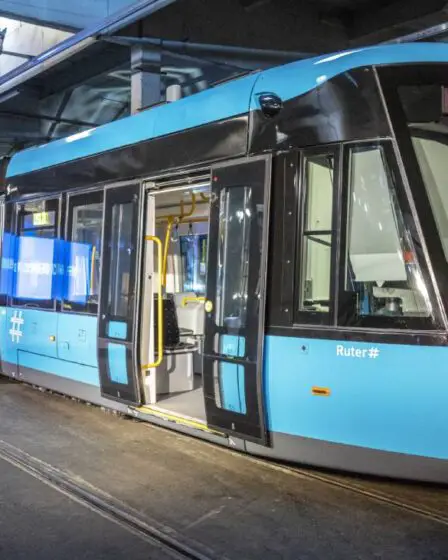 Arrivée du premier nouveau tramway à Oslo 14 Arrivée du premier nouveau tramway à Oslo - 13