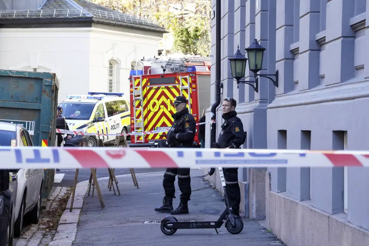 L'escouade anti-bombe intervient après la découverte d'une grenade de la Première Guerre mondiale à Frogner à Oslo 4 L'escouade anti-bombe intervient après la découverte d'une grenade de la Première Guerre mondiale à Frogner à Oslo - 3