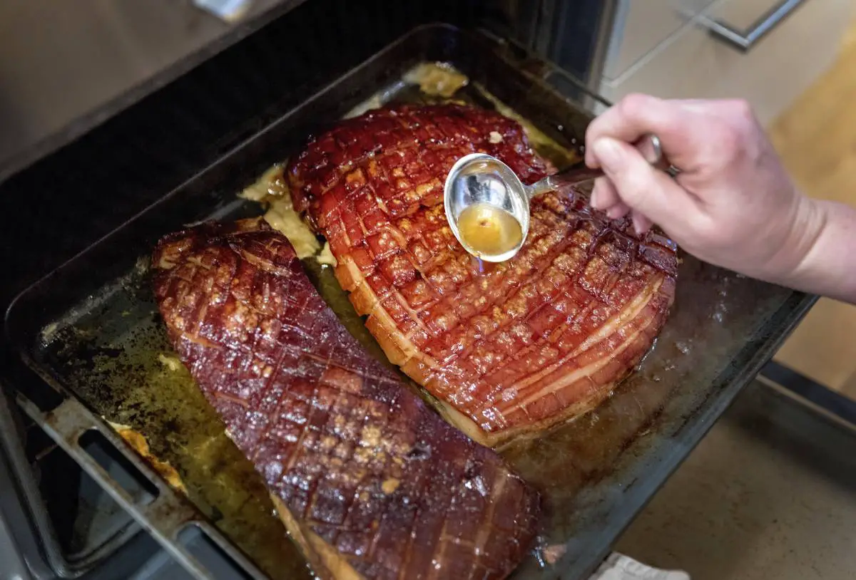 La pandémie corona pourrait entraîner une pénurie de côtes norvégiennes pour Noël 4 La pandémie corona pourrait entraîner une pénurie de côtes norvégiennes pour Noël - 3