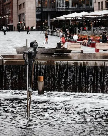 Oslo envoie un SMS aux citoyens : "Nous avons besoin de votre aide. Gardez vos distances et utilisez des masques faciaux" - 13