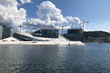 Le nombre de nouveaux cas de corona à Oslo continue de baisser - 16