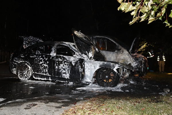 Plusieurs incendies de voitures à Oslo 4 Plusieurs incendies de voitures à Oslo - 3