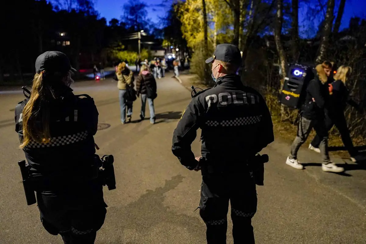La police d'Oslo met en garde les citoyens épris de fête contre des amendes élevées: "Nous allons renforcer l'application" - 3