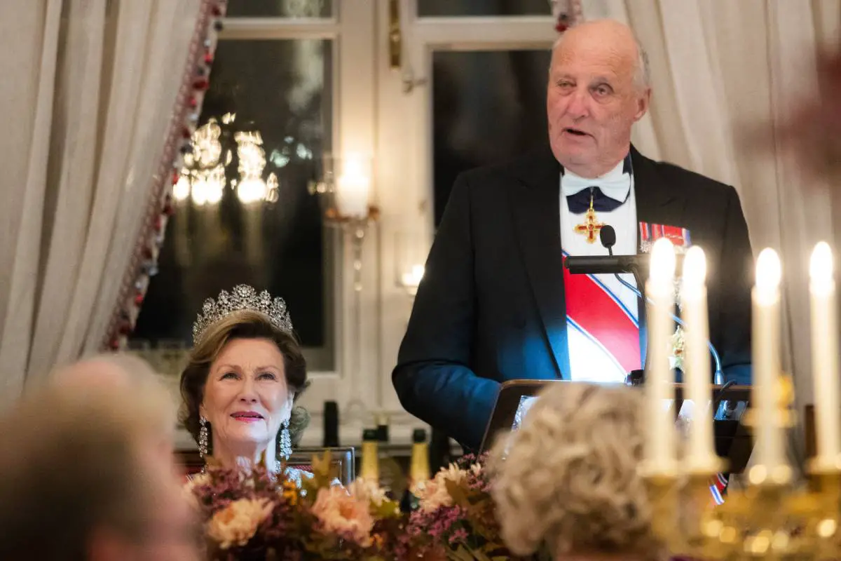 La Maison royale de Norvège annule le dîner du Parlement 4 La Maison royale de Norvège annule le dîner du Parlement - 3