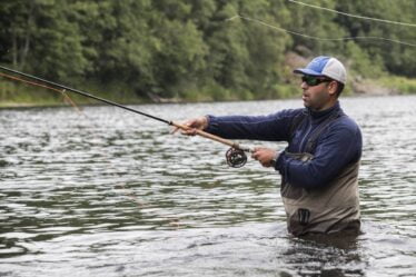 Malgré l'interdiction de pêcher, il y a encore très peu de saumons dans le cours d'eau de la Tana - 16