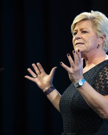 Le Parti du progrès veut que la Norvège soutienne pleinement Macron dans la controverse sur la caricature 5 Le Parti du progrès veut que la Norvège soutienne pleinement Macron dans la controverse sur la caricature - 4