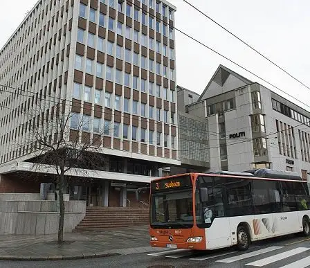 Un citoyen polonais accusé de vol aggravé doit être ramené en Pologne par avion militaire 5 Un citoyen polonais accusé de vol aggravé doit être ramené en Pologne par avion militaire - 4