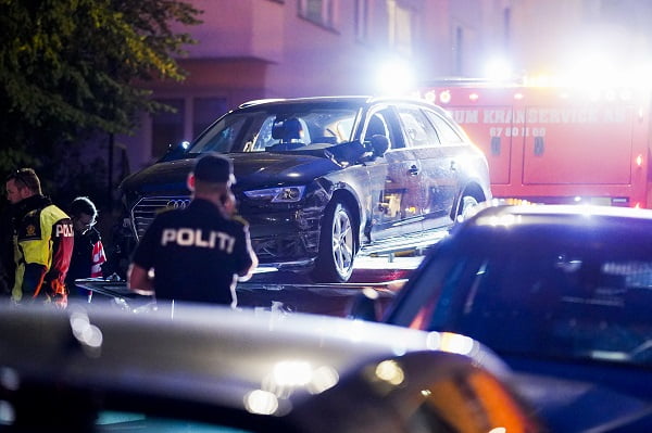 Un conducteur erratique accusé de conduite en état d'ivresse après avoir conduit sauvagement à Oslo 4 Un conducteur erratique accusé de conduite en état d'ivresse après avoir conduit sauvagement à Oslo - 3