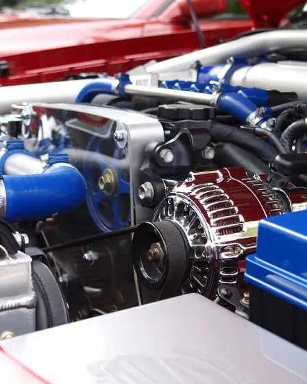 Plus forte croissance en cinq ans pour les véhicules à moteur 24 Plus forte croissance en cinq ans pour les véhicules à moteur - 23