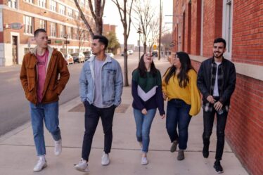 43% des cas de corona à Oslo en octobre enregistrés chez les jeunes - 18