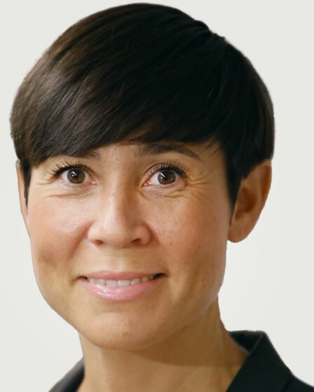 Ministre de la Défense : - Allégations déraisonnables d'Ap - 17