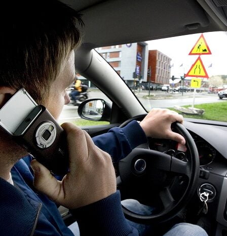 671 conducteurs surpris en train d'utiliser leur téléphone portable au volant à Oslo lors d'une campagne de rentrée scolaire - 7