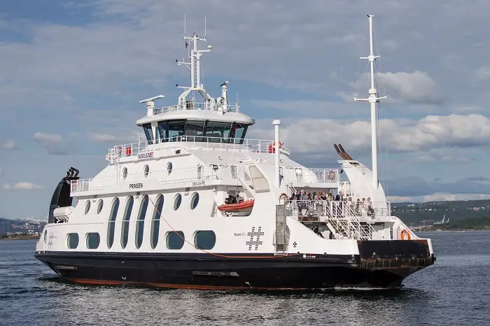 Le ferry électrique coûte 600 millions par an 4 Le ferry électrique coûte 600 millions par an - 3