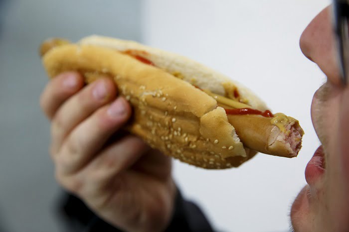 820000 Norvégiens achètent de la restauration rapide dans les stations-service chaque mois 4 820000 Norvégiens achètent de la restauration rapide dans les stations-service chaque mois - 3
