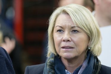Les municipalités refusent d'assouplir la quarantaine - 18