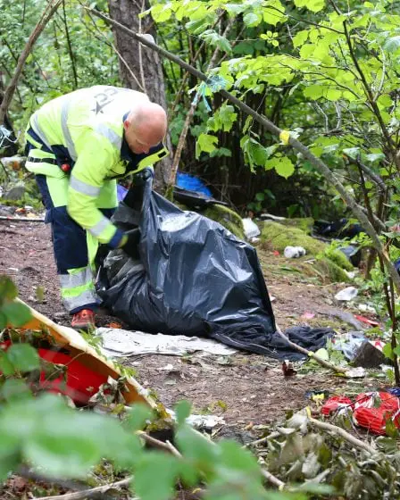 Problèmes majeurs avec les ordures et les excréments des visiteurs - 13