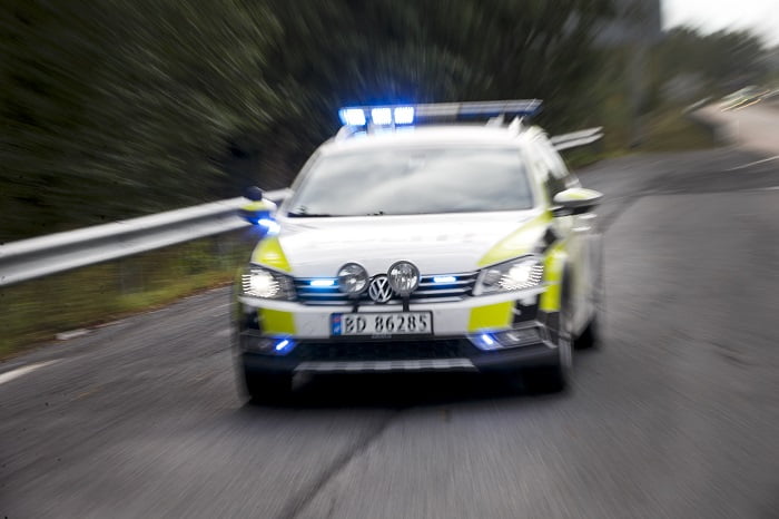 Un policier a été condamné à une amende après une collision avec une voiture 4 Un policier a été condamné à une amende après une collision avec une voiture - 3