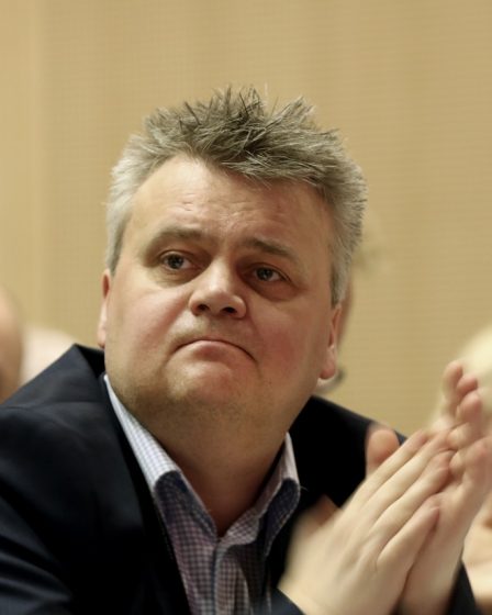 Quatre sur dix souhaitent résilier ou renégocier l'accord EEE 8 Quatre sur dix souhaitent résilier ou renégocier l'accord EEE - 7